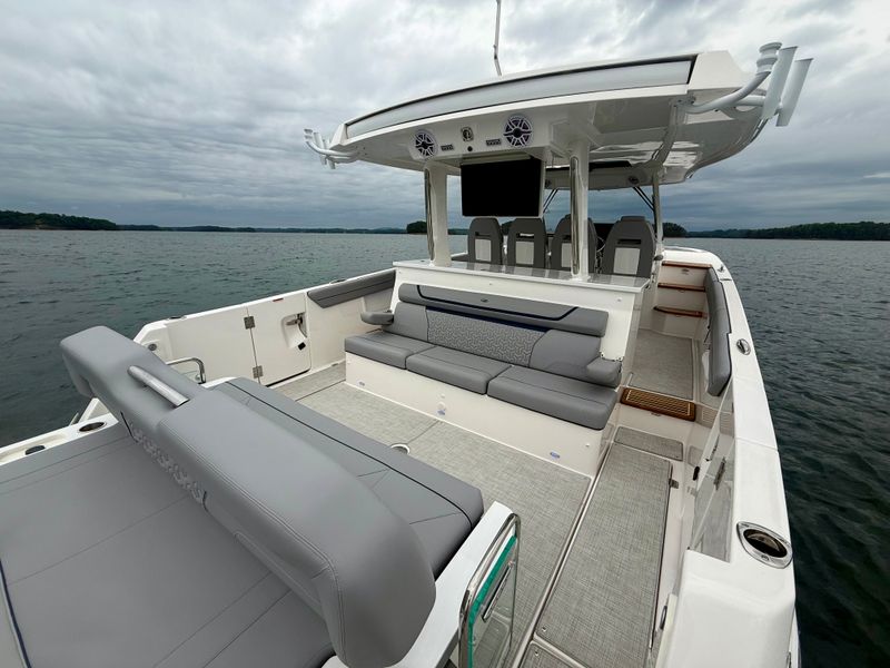 Boat Image 17