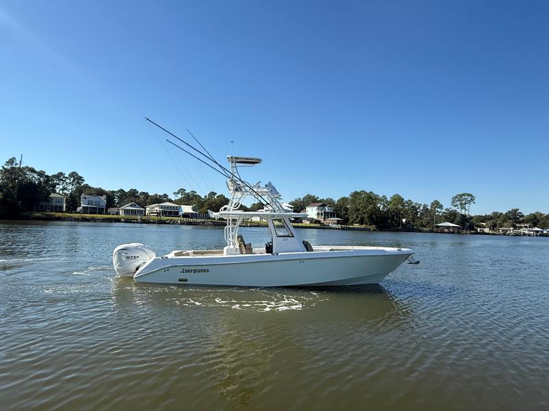 2026 Everglades 335 CC