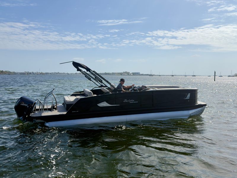 Boat Image 9