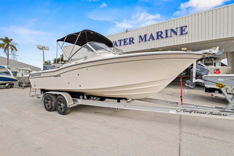 2017 Grady-White Freedom 255