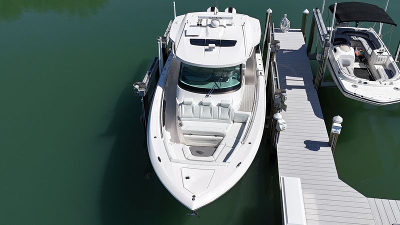 Boat Image 10