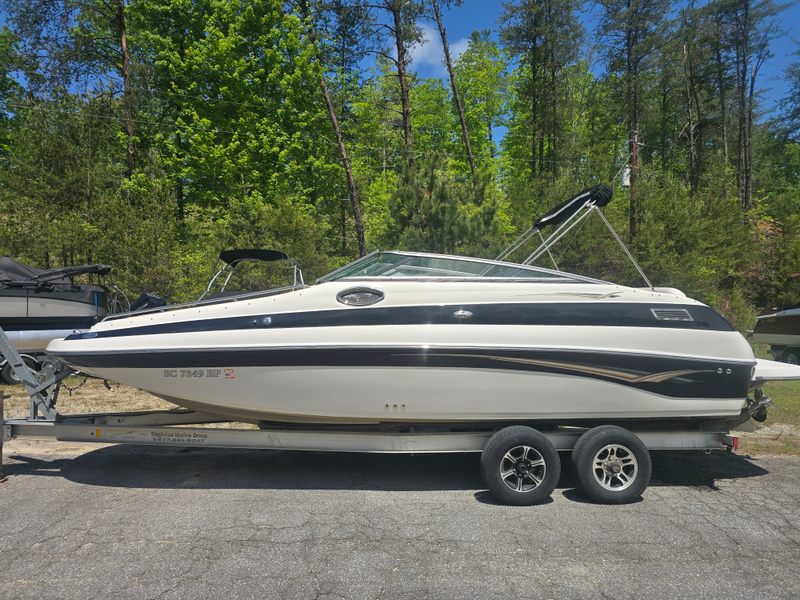 2003 Crownline 239 DB