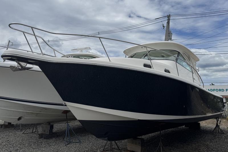 2011 Pursuit OS 345