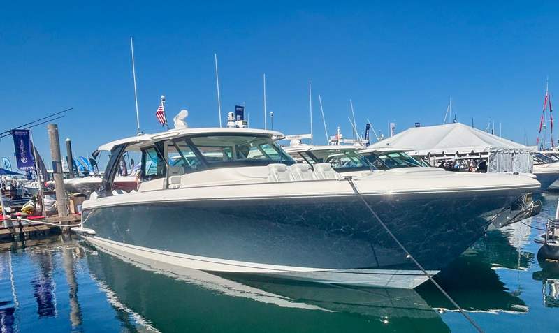 2026 Tiara Yachts 48 LS