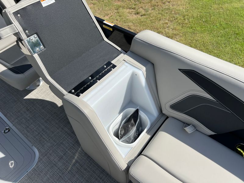 Boat Image 13