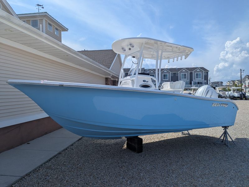 2025 Sea Pro 222 CC