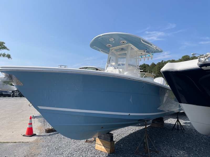 2023 Cobia 240 CC