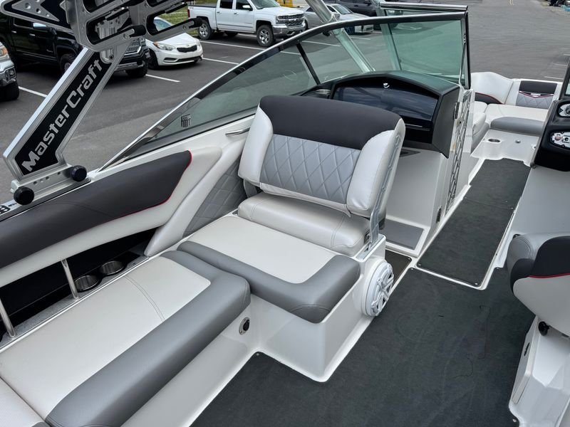 Boat Image 12