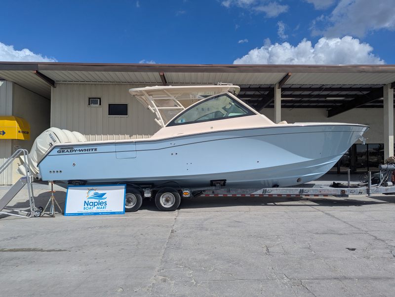 2026 Grady-White Freedom 375