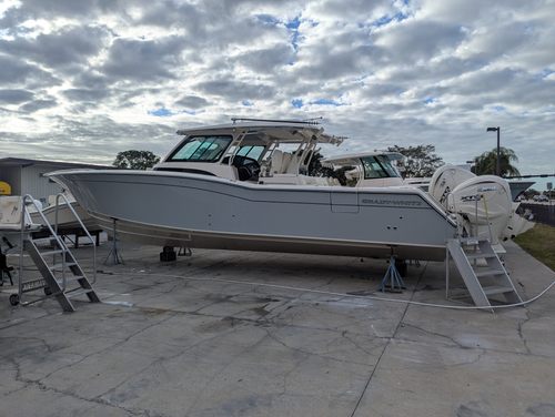 2026 Grady-White Canyon 456