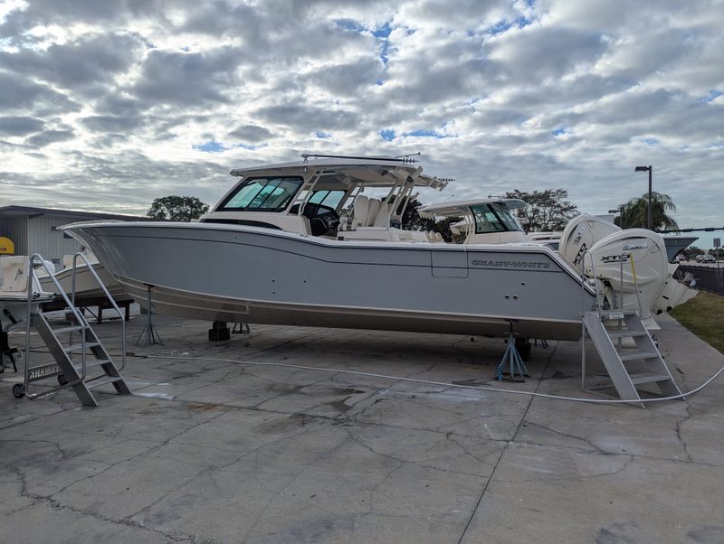 2026 Grady-White Canyon 456