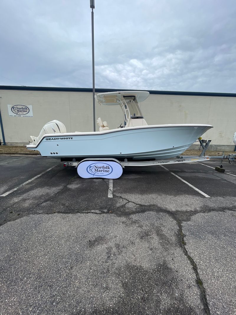 2026 Grady-White Fisherman 236