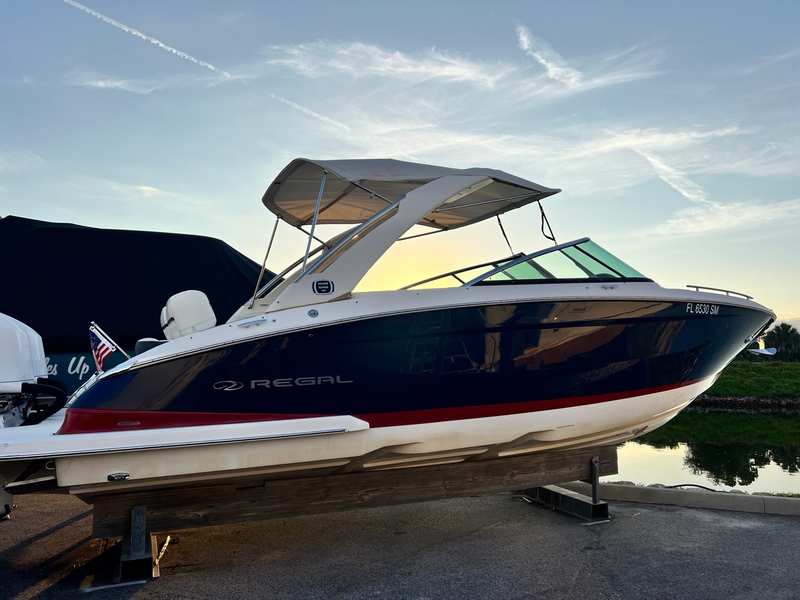 2019 Regal 29 OBX