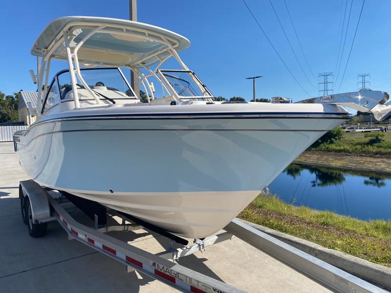 2026 Grady-White Freedom 235