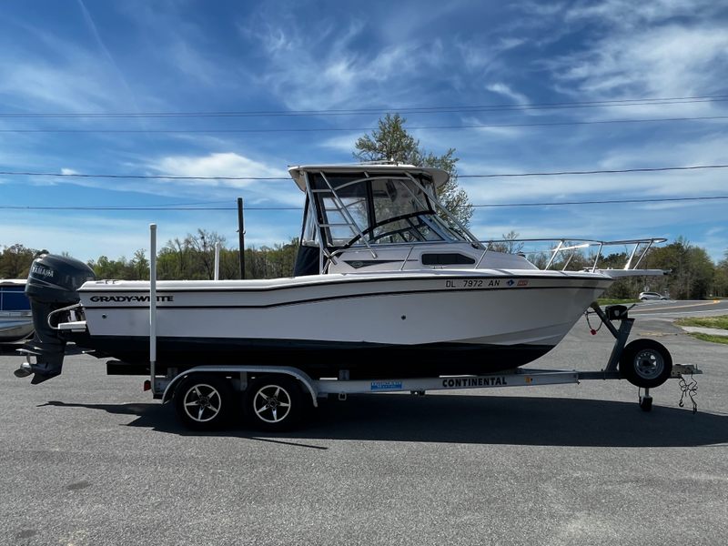 2003 Grady-White SeaFarer 228
