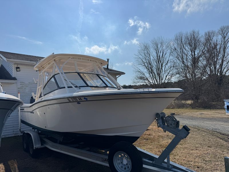 2016 Grady-White Freedom 255