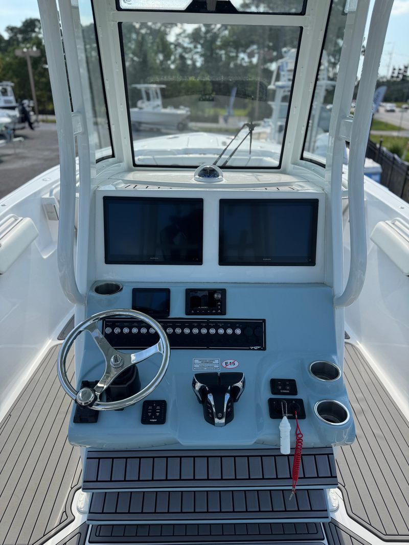 Boat Image 10