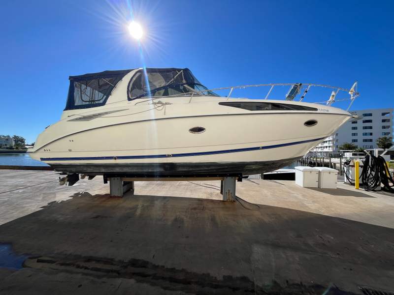 2006 Bayliner 325 Cruiser